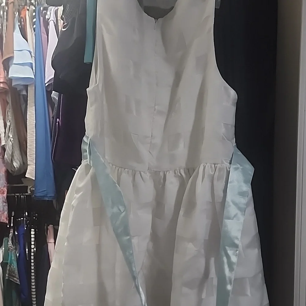 GIRLS DRESS - Picture 3 of 3